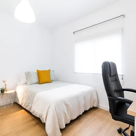 Apartment Centro Y Confort: Junto A Corte Ingles