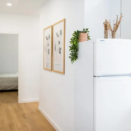 Apartment Centro Y Confort: Junto A Corte Ingles *