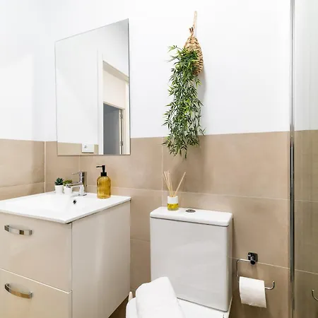 Centro Y Confort: Junto A Corte Ingles *