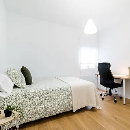 Apartment Centro Y Confort: Junto A Corte Ingles